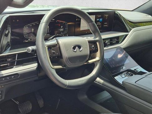 Used 2025 INFINITI QX80 Autograph w/ Autograph Exterior Package AWD/4WD image 2
