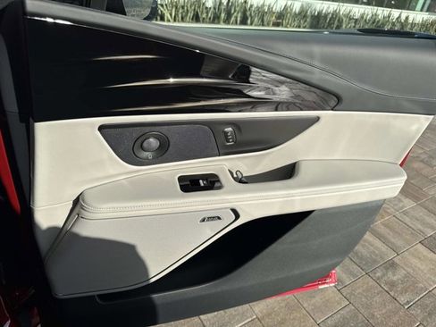 New 2026 Lincoln Nautilus Reserve image 16