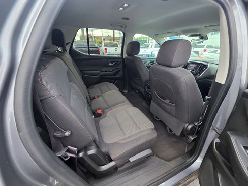 Used 2021 Chevrolet Traverse LS AWD/4WD image 14