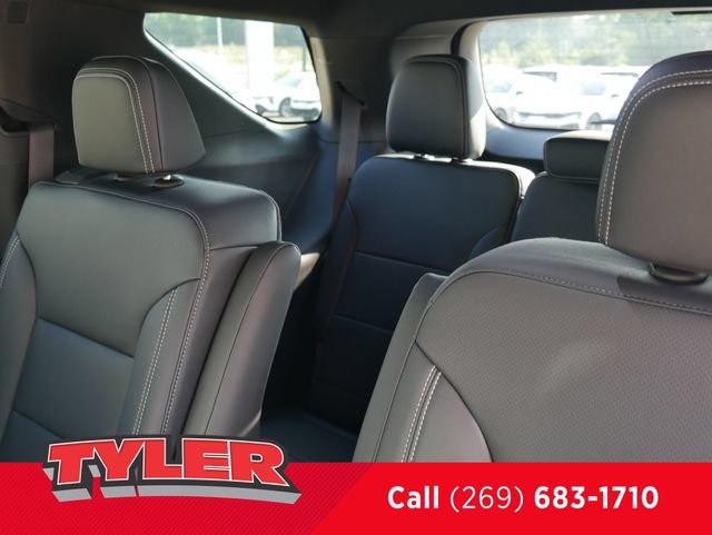 New 2027 Chevrolet Traverse LT w/ Driver Confidence Package AWD/4WD image 42