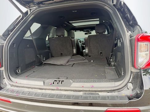 Used 2023 Ford Explorer ST w/ Equipment Group 401A AWD/4WD image 28