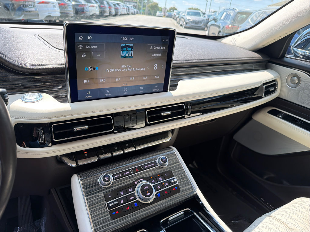 Used 2020 Lincoln Aviator Black Label w/ Dynamic Handling Package AWD/4WD image 29