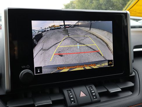 Used 2024 Toyota RAV4 Adventure image 12