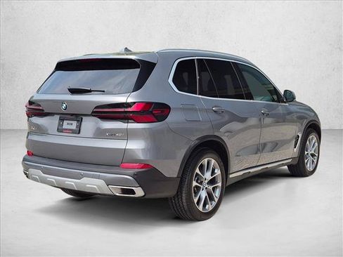 Certified 2026 BMW X5 xDrive40i w/ Climate Comfort Package AWD/4WD image 5