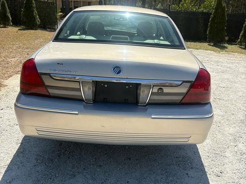 Used 2009 Mercury Grand Marquis LS RWD image 4
