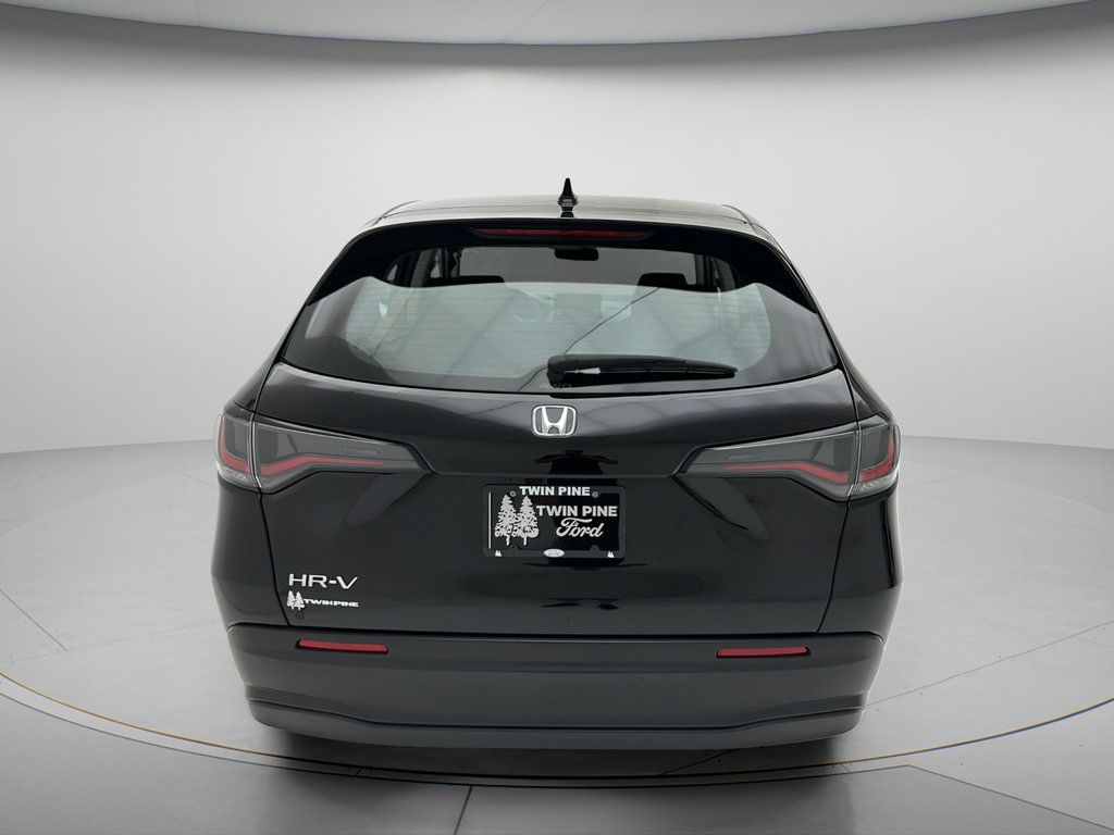 Used 2025 Honda HR-V LX image 7