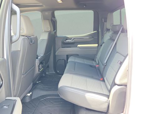 Used 2026 Chevrolet Silverado 1500 ZR2 AWD/4WD image 10