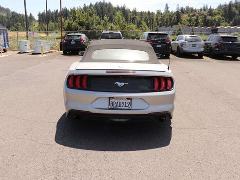 Used 2020 Ford Mustang Premium RWD image 6