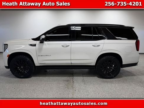 Used 2021 GMC Yukon Denali w/ Denali Premium Package AWD/4WD image 1
