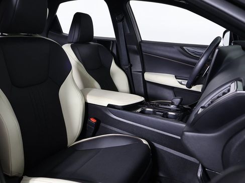 Used 2023 Lexus NX 350 AWD image 31