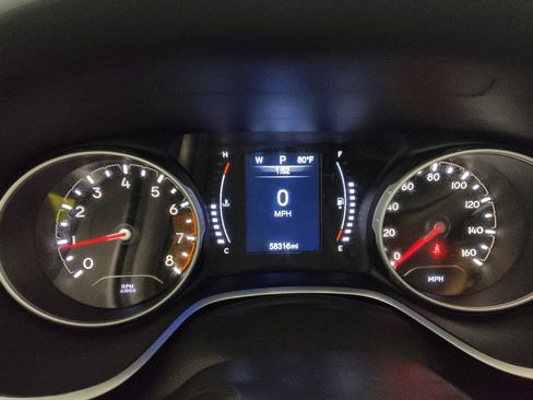 Used 2018 Jeep Compass Latitude AWD/4WD image 23