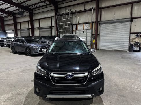 Used 2020 Subaru Outback Touring w/ Popular Package #2 image 10