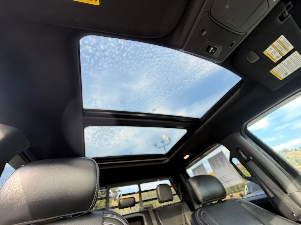 Used 2019 Ford F150 Lariat w/ Equipment Group 502A Luxury AWD/4WD image 27