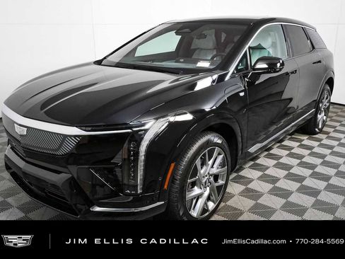 Certified 2025 Cadillac Optiq Luxury 1 AWD/4WD image 32