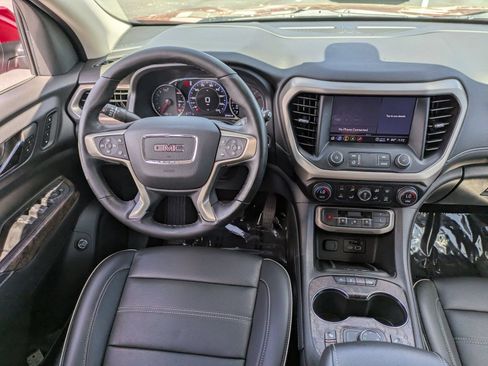 Certified 2023 GMC Acadia Denali w/ Denali Ultimate Package FWD image 18
