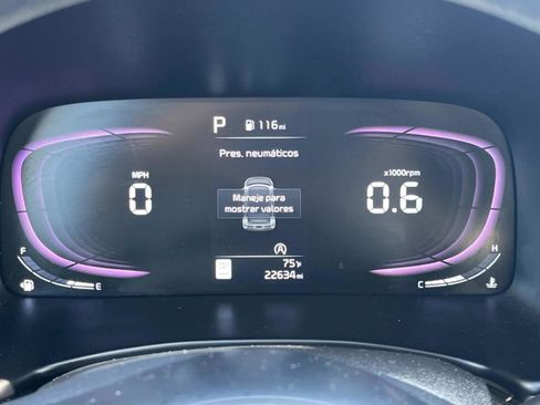 Used 2023 Kia Soul LX image 34