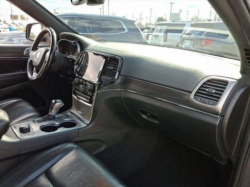 Certified 2021 Jeep Grand Cherokee Limited image 11