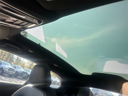 New 2024 Dodge Charger R/T w/ Plus Group image 22