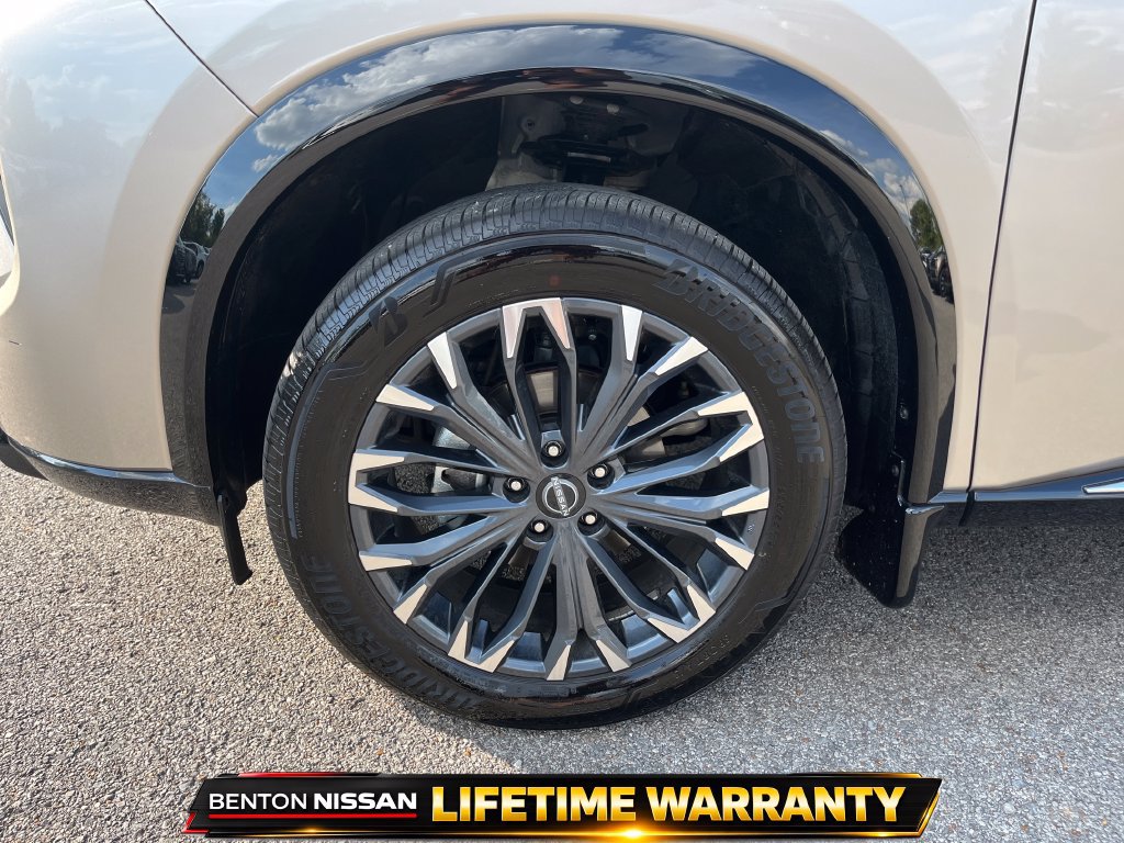 Used 2026 Nissan Rogue Platinum w/ Platinum Premium Package AWD/4WD image 8