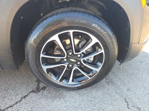 Used 2025 Chevrolet TrailBlazer LT FWD image 46