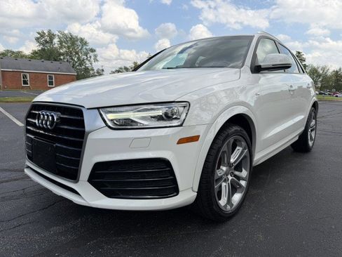 Used 2018 Audi Q3 2.0T Premium w/ Convenience Package AWD/4WD image 3