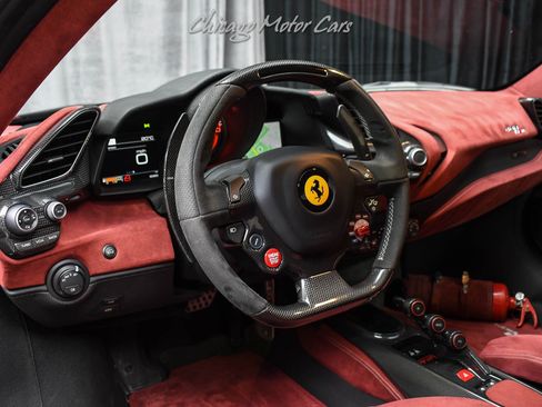 Used 2019 Ferrari 488 Pista Coupe RWD image 8