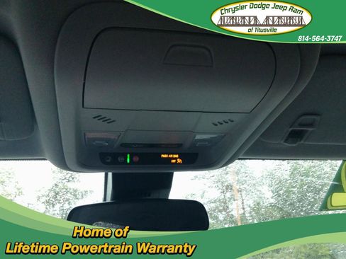 Used 2022 Chevrolet Equinox LT image 23