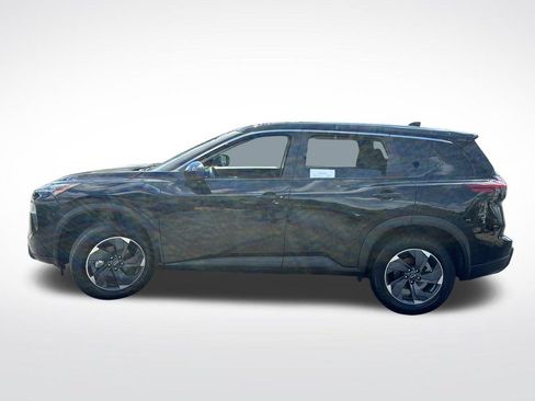 Used 2025 Nissan Rogue SV FWD image 4