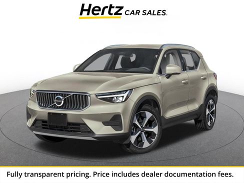 Used 2024 Volvo XC40 B5 Core AWD/4WD image 1