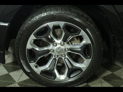 Used 2020 RAM 1500 Limited AWD/4WD image 16