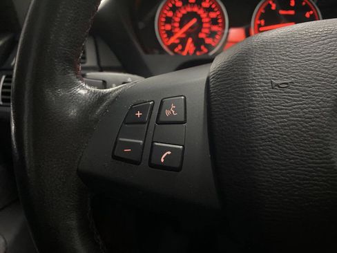 Used 2011 BMW X5 xDrive35d image 11