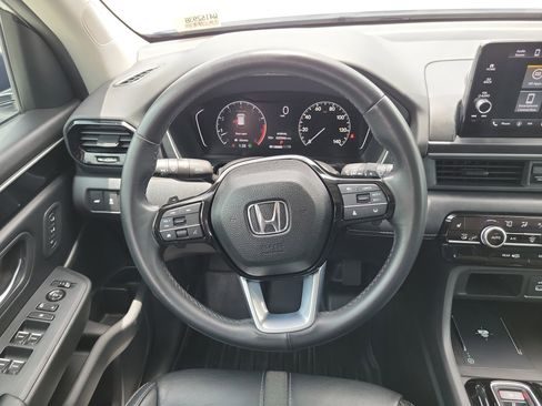 Used 2023 Honda Pilot EX-L image 18