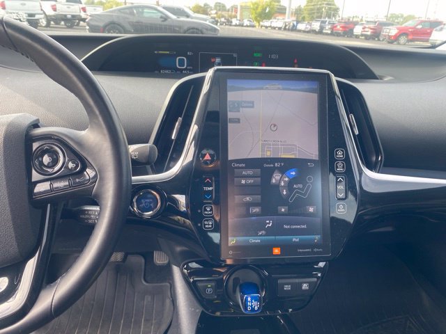 Used 2020 Toyota Prius Limited w/ Premium Convenience Package FWD image 12
