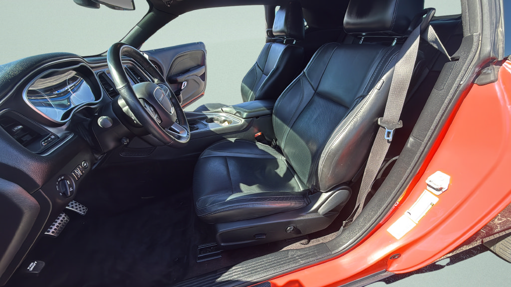 Used 2017 Dodge Challenger SXT Plus RWD image 27