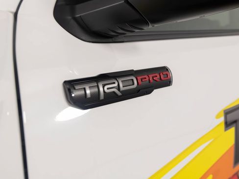 Used 2018 Toyota Tacoma TRD Pro AWD/4WD image 45