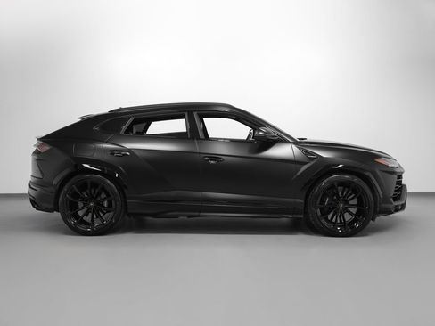 Used 2022 Lamborghini Urus image 6