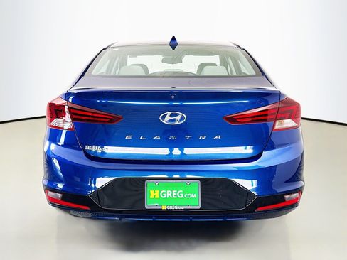 Used 2020 Hyundai Elantra Value Edition FWD image 8