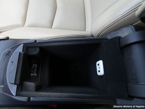 Used 2017 Cadillac XT5 Luxury image 33