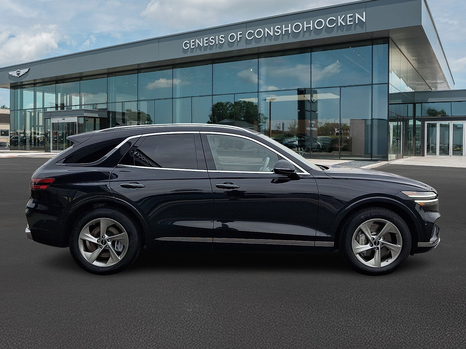 Certified 2026 Genesis GV70 2.5T Advanced AWD/4WD image 7