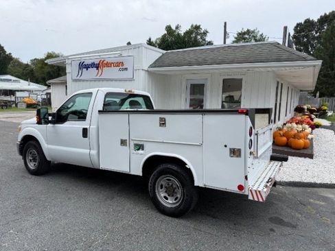 Used 2016 Ford F250 XL w/ Power Equipment Group image 9