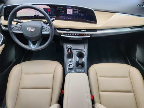 Used 2024 Cadillac XT4 Luxury FWD image 26