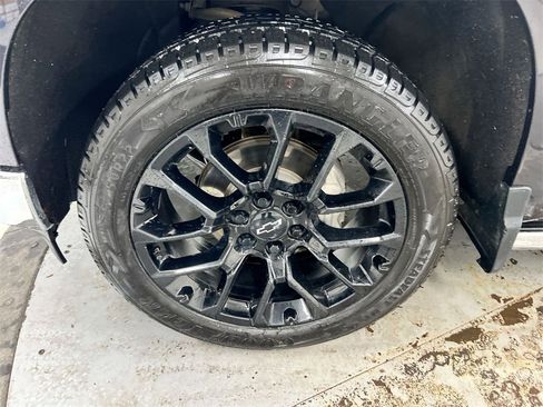 Used 2023 Chevrolet Silverado 1500 LTZ w/ LTZ Premium Package image 27