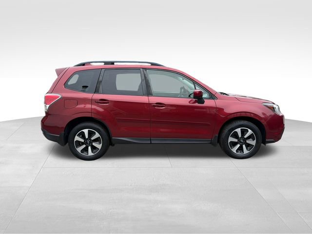 Used 2017 Subaru Forester 2.5i Premium w/ All-Weather Package AWD/4WD image 2