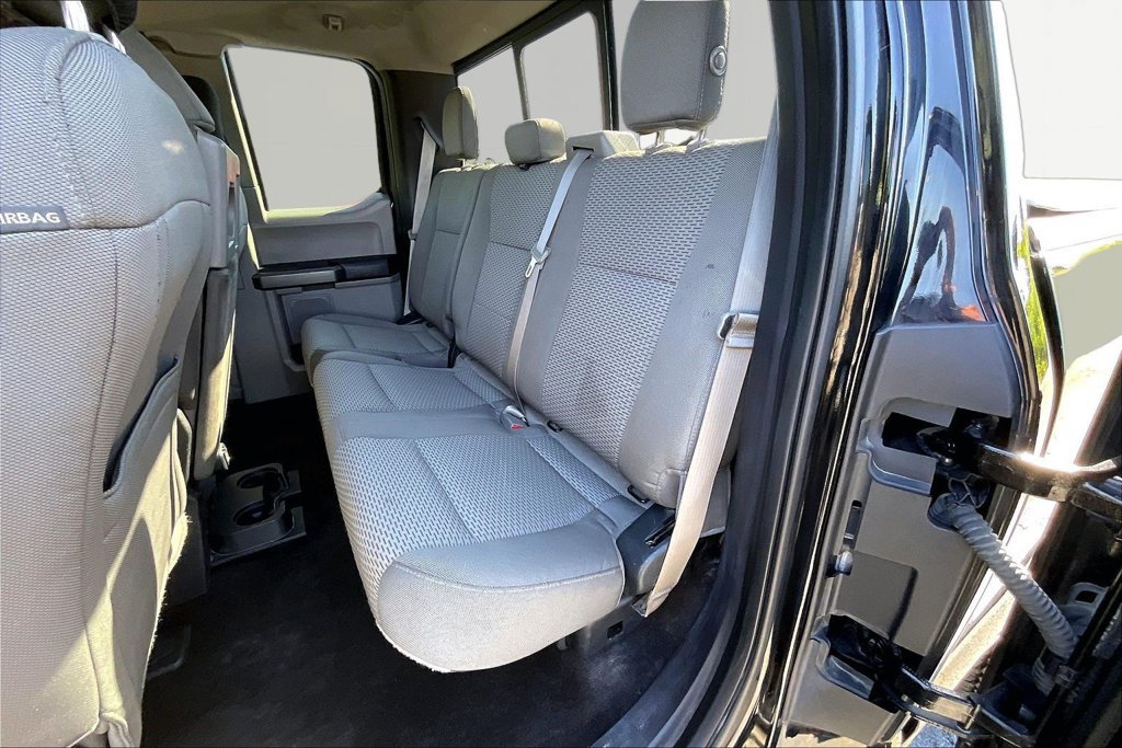 Used 2016 Ford F150 XLT w/ Equipment Group 302A Luxury AWD/4WD image 26