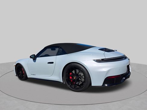 Used 2026 Porsche 911 Carrera GTS RWD image 7