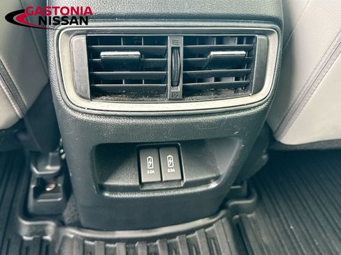 Used 2022 Honda CR-V Touring image 33