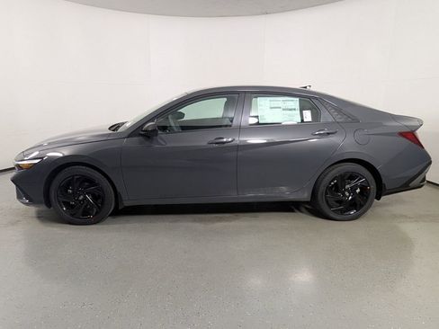 New 2026 Hyundai Elantra Sport image 4