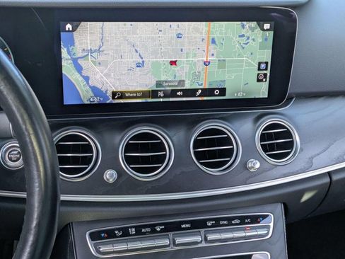 Certified 2022 Mercedes-Benz E 450 4MATIC Sedan image 12