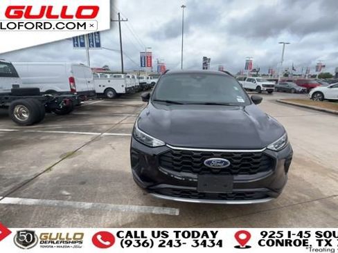 Used 2023 Ford Escape ST-Line w/ Tech Pack #1 FWD image 3