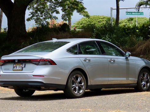 Used 2024 Honda Accord EX image 6